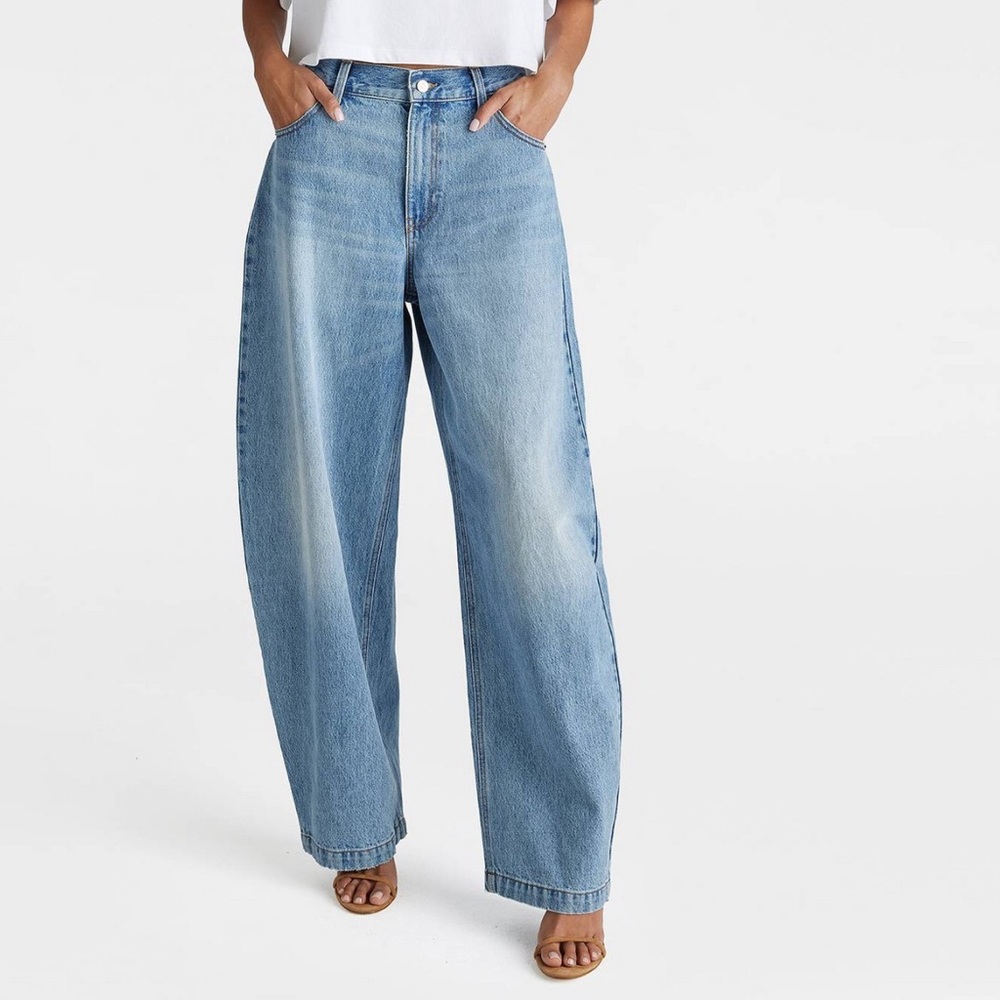 KBB by KAHLANA Women's Mid-Rise 'The Barrel Leg Jean' - Vintage Wash